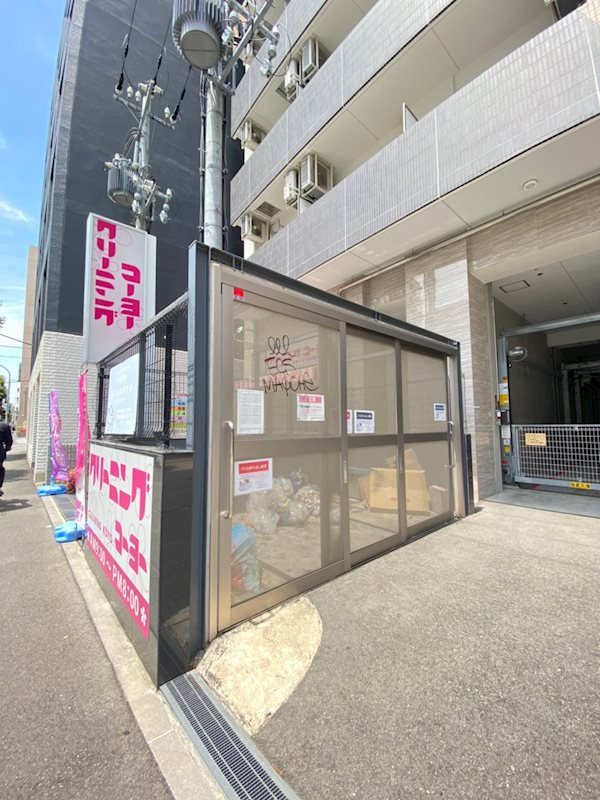 SERENiTE三宮の外観