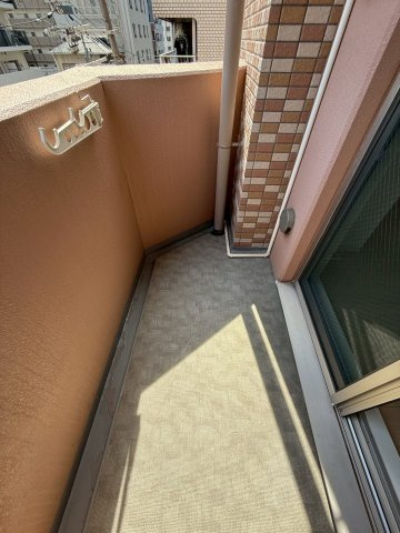 エグゼ難波南のバルコニー