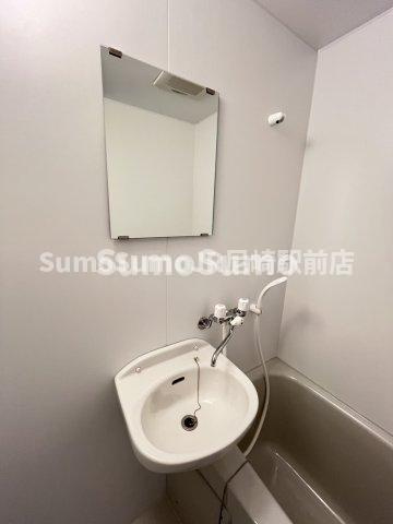 SENSE　武庫之荘の洗面所|脱衣スペースもあります