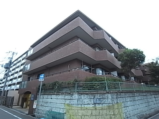 ヴィラ上甲子園Ⅰの外観