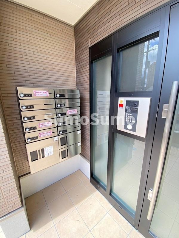 エクラ宝塚の外観