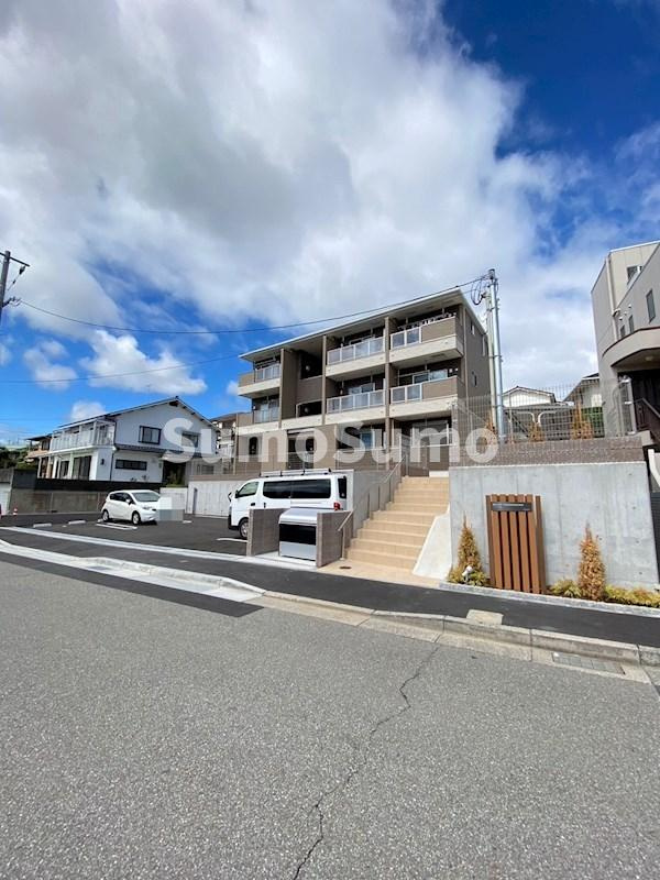 エクラ宝塚の外観