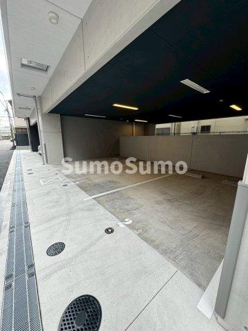 S-RESIDENCE難波大国町dominaの駐車場
