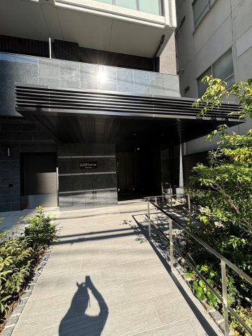 ウェルホームズ法円坂のエントランス|毎日通るエントランスはこのようになっています