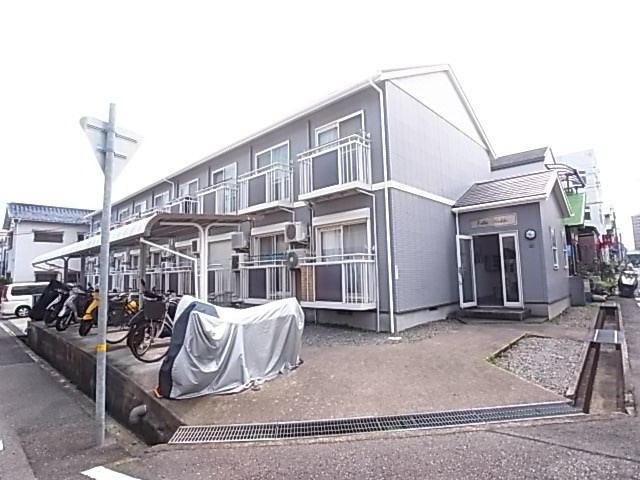 神戸市灘区烏帽子町３丁目のアパート