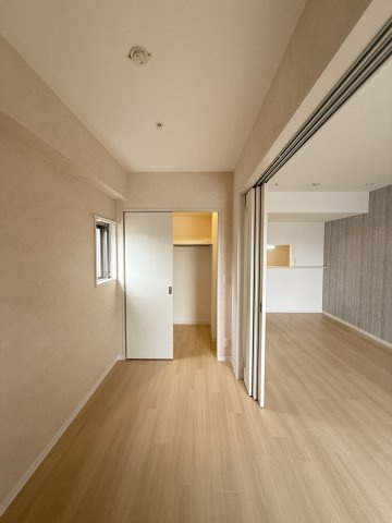 大阪市中央区玉造１丁目の賃貸マンションの寝室