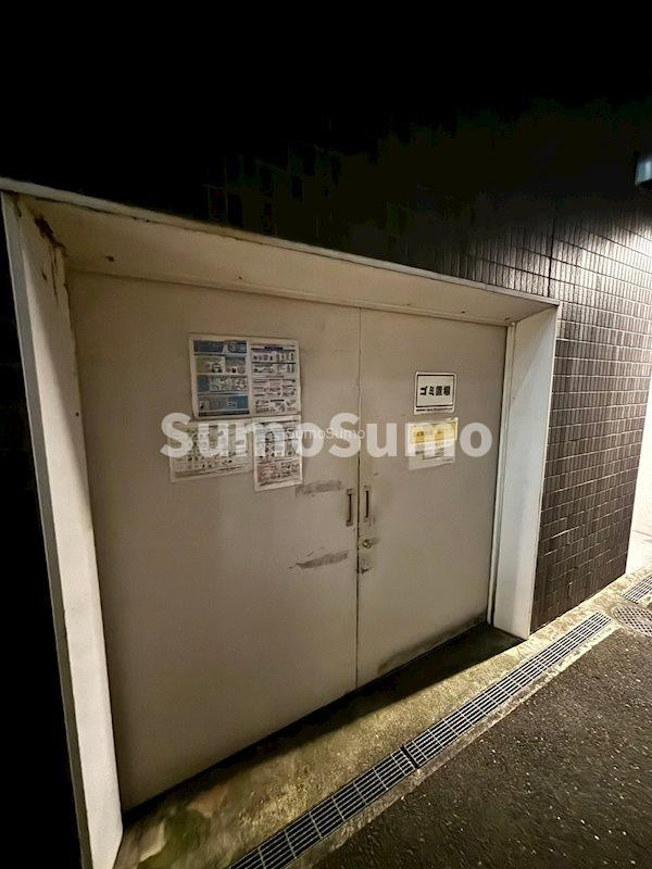SERENiTE北浜の外観
