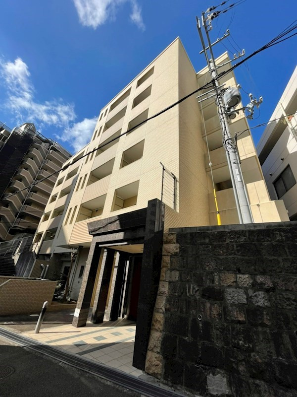 ウォームスヴィル神戸元町JPの外観