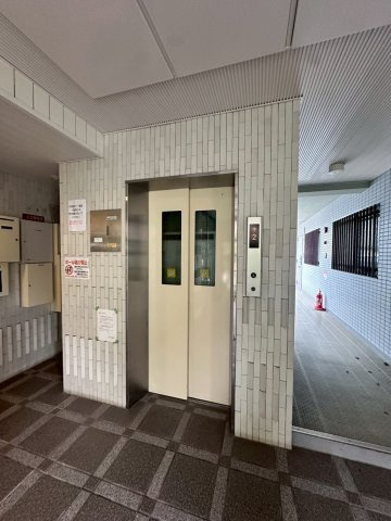 ウエスターレジデンス甲子園口プラウの外観