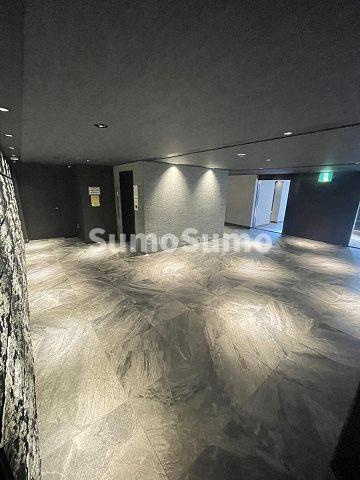 S-RESIDENCE日本橋Qualierのロビー|清潔なロビーです