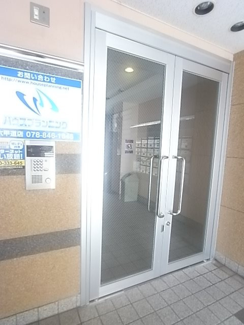 ヴィラ神戸Ⅱのエントランス