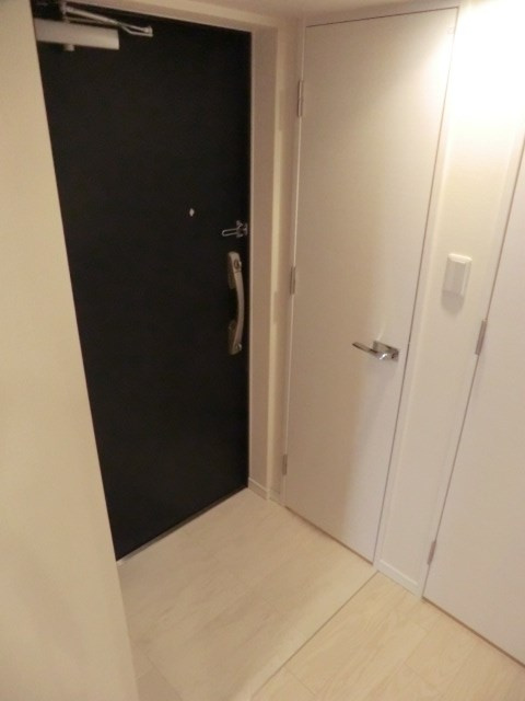 S-RESIDENCE神戸元町の玄関
