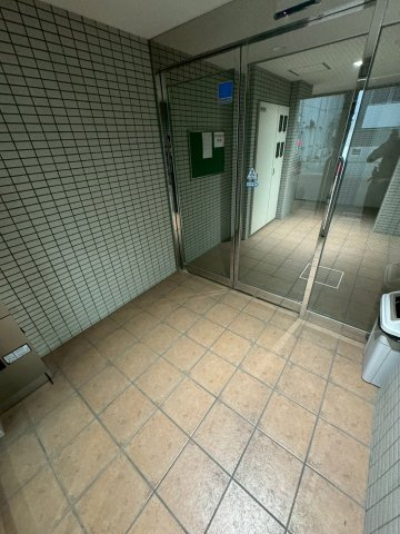 エクラシア新長田のロビー|落ち着いたロビーです