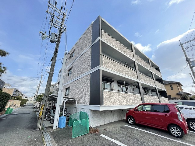 エクセルコート丸橋の外観