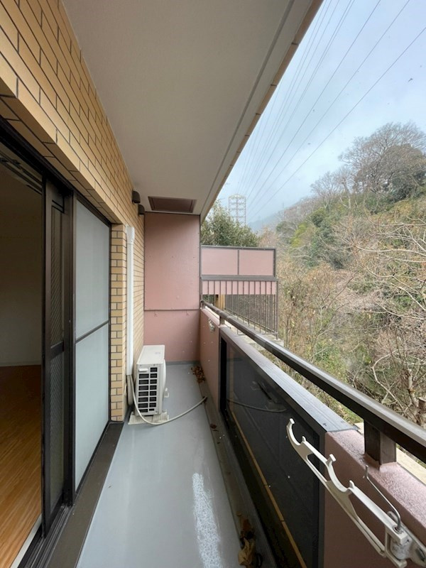 エール箕岡のバルコニー