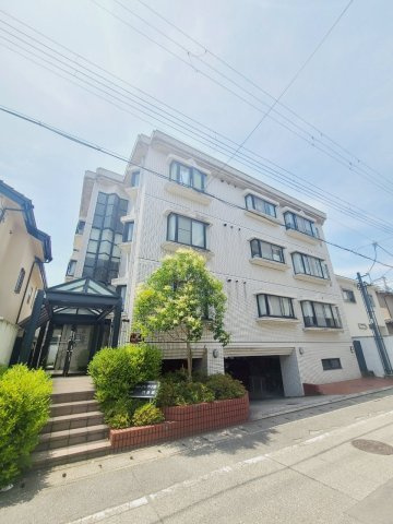 エクセレント甲子園11番館の外観