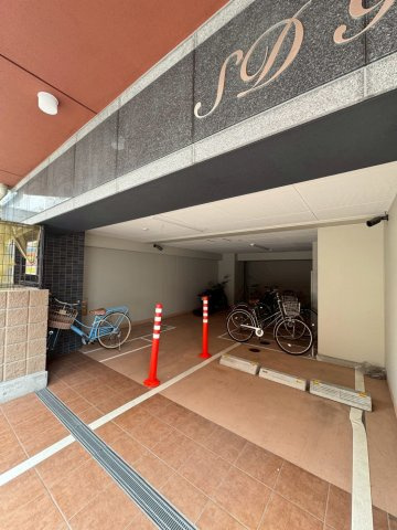 SDグランツ神戸駅前の駐車場