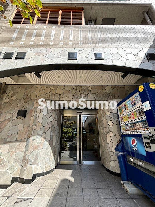 エイペックス心斎橋東のエントランス