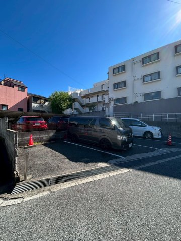 ヴェルドール上池田の駐車場|駐車場があります