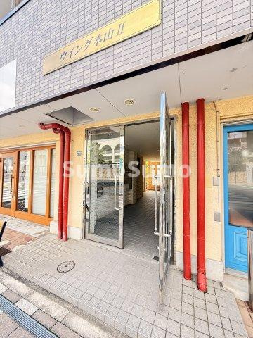 ウイング本山Ⅱのエントランス