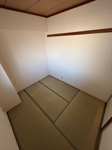 エクセル若松の和室