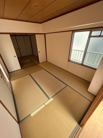 エクセル若松の和室