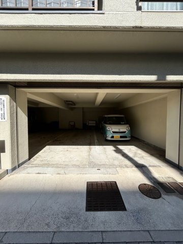 エクセル若松の駐車場|駐車場完備です