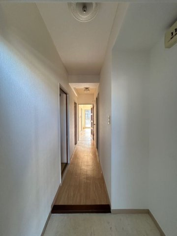 エクセル若松の玄関