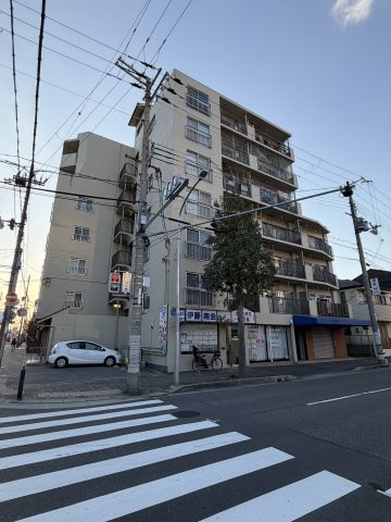 エクセル若松の外観