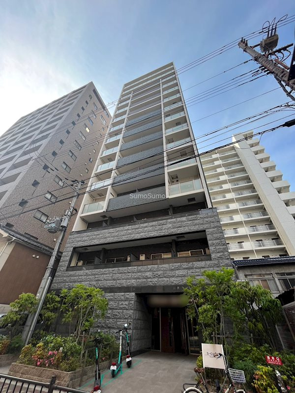 エス・キュート京町堀の外観