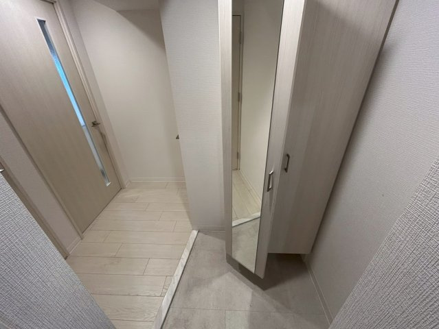 エスリードレジデンス本町パークフロントの玄関