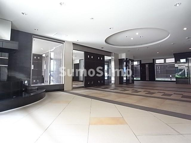 エステムプラザ神戸西Ⅴミラージュのロビー|建物の内部です