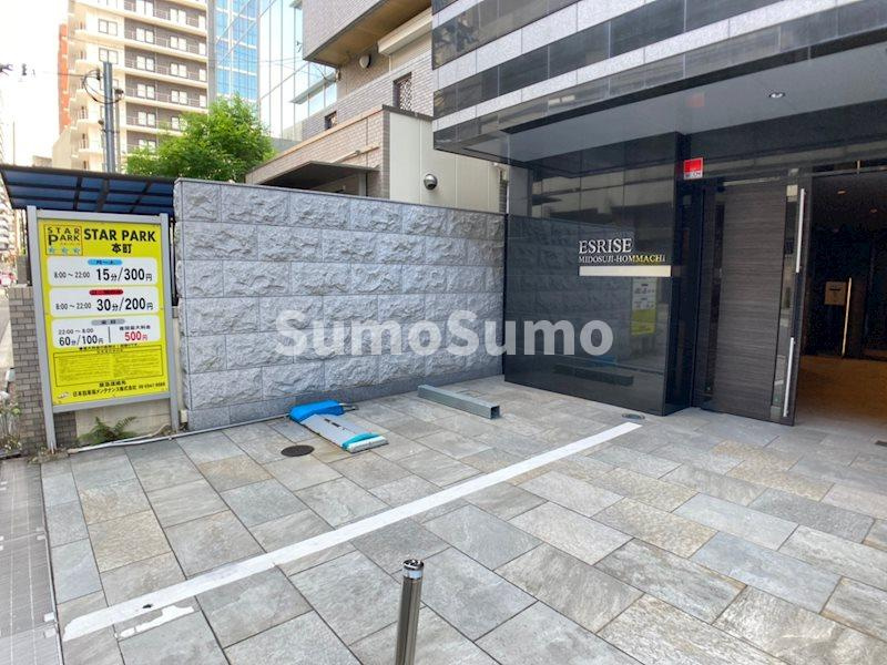エスライズ御堂筋本町の駐車場