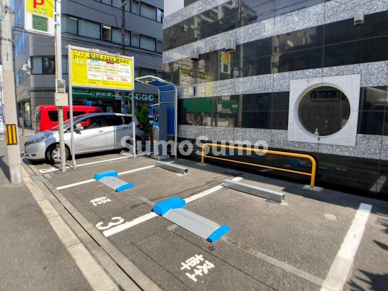エスライズ堺筋本町の駐車場
