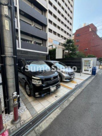 エスライズ東心斎橋の駐車場