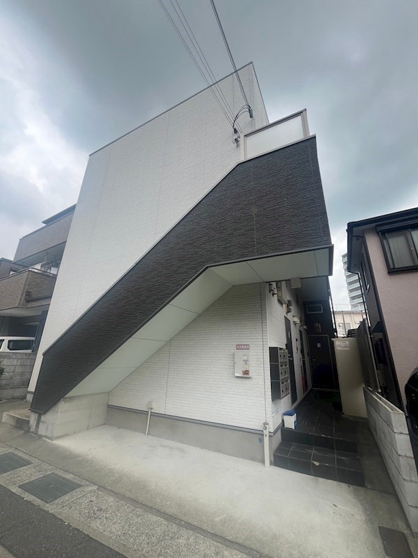 アクア東山の外観