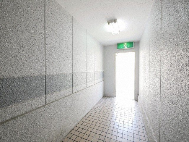 エスポワール大黒のエントランス
