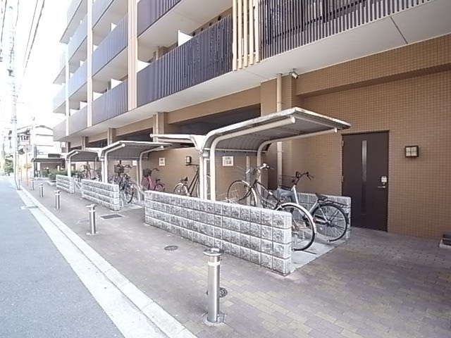 アーイ塚口の外観