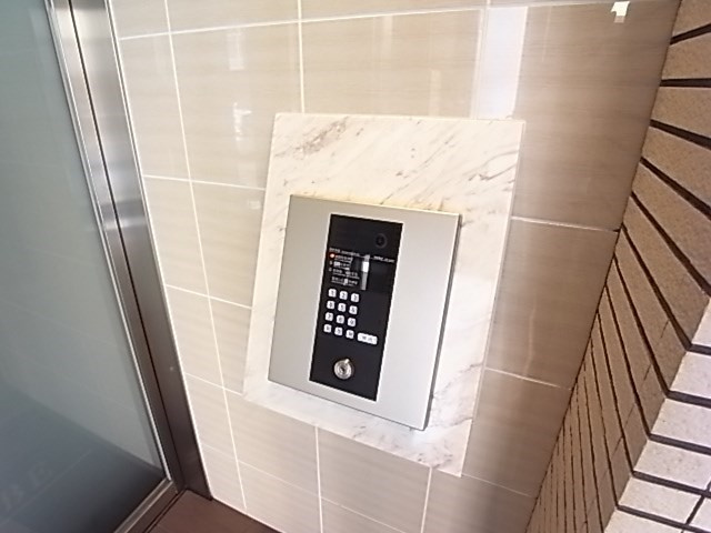 エスポアール神戸の外観
