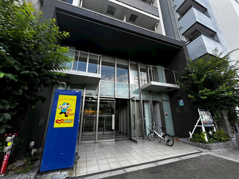 エステムプラザ難波EASTⅡブレストのエントランス