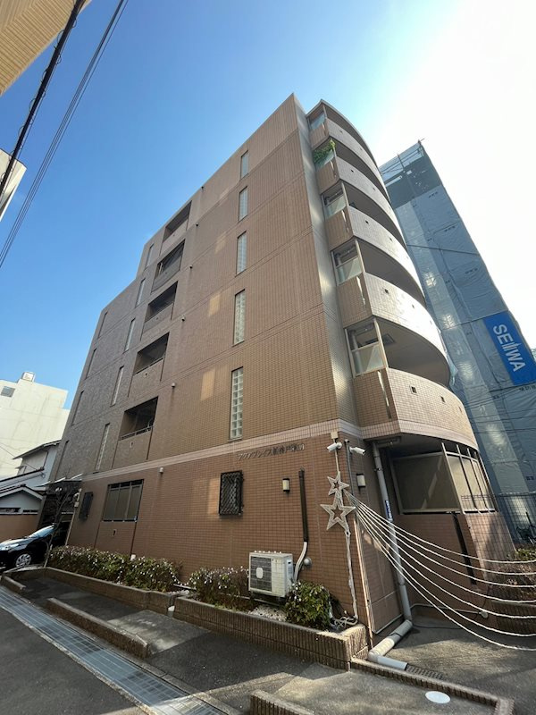 アクアプレイス新神戸駅前の外観