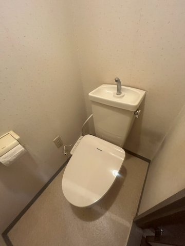 アダチイエムのトイレ