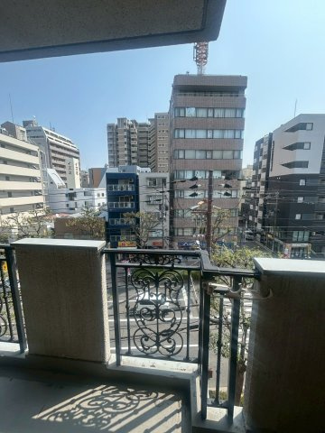 アダチイエムの展望
