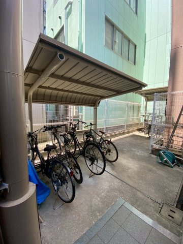 アスティオス湊川の外観