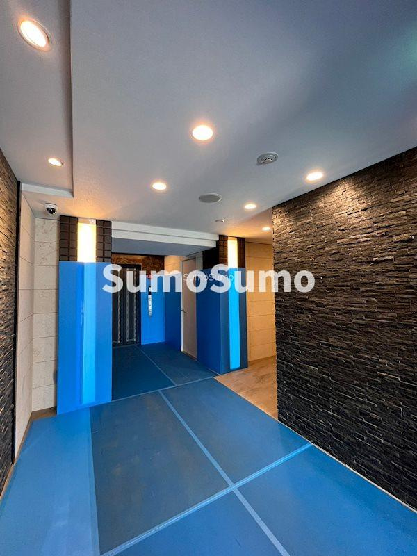 アドバンス上町台シュタットのロビー