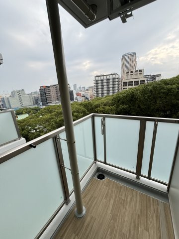 エスリード神戸三宮ヒルズのバルコニー