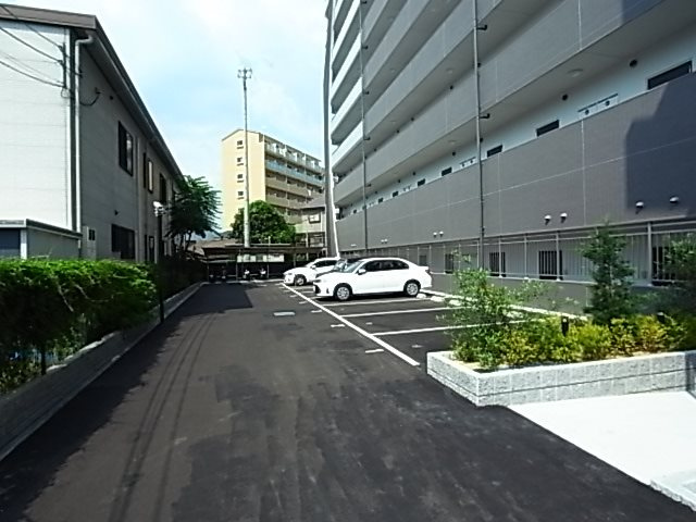 アドバンス新大阪ラシュレの外観