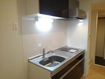 【キッチン】 | ロイヤル スリー