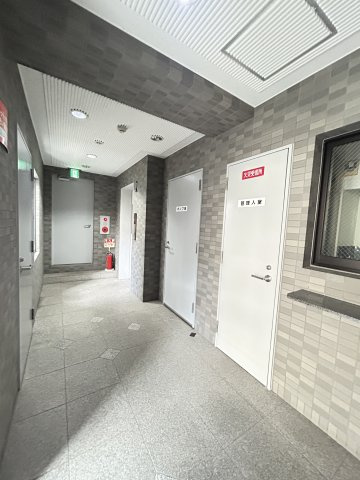 アコルデパルク下山手のロビー