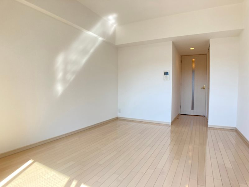 アスリート本町リバーウエストの居間・リビング